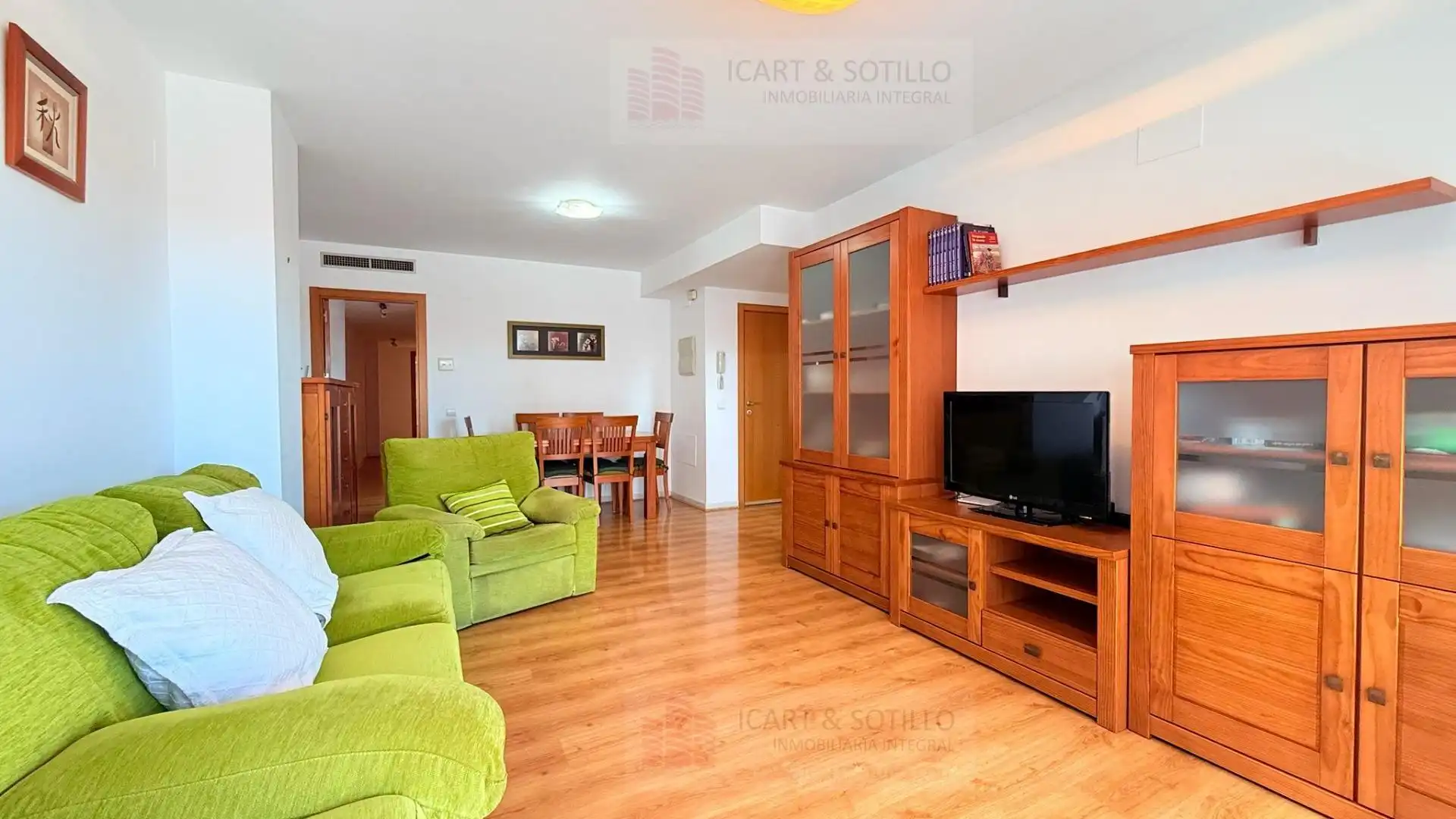 Sala de estar de Piso en venta en Vinaròs con Aire acondicionado, Calefacción y Parquet
