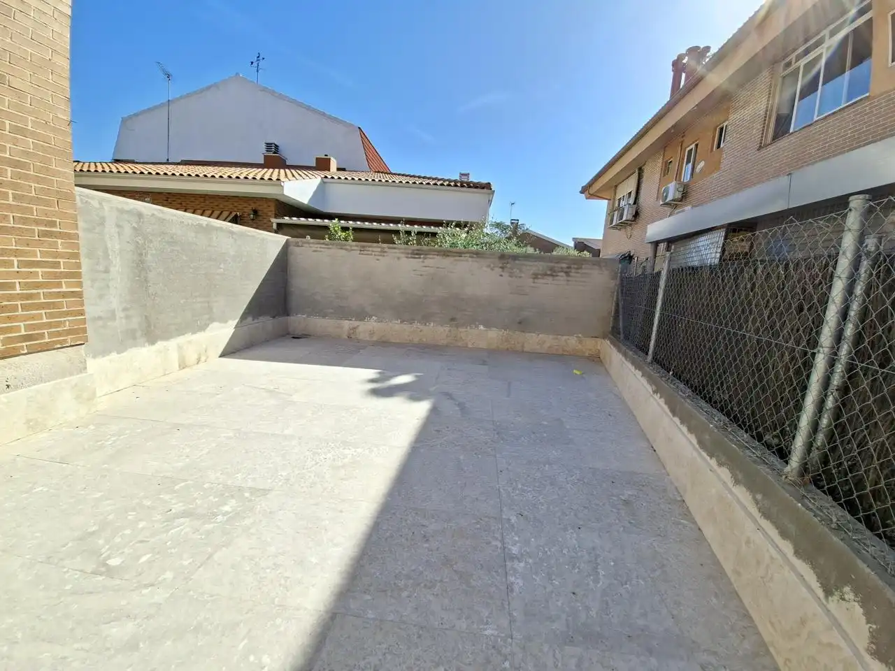 Vista exterior de Loft en venta en El Casar con Aire acondicionado y Trastero