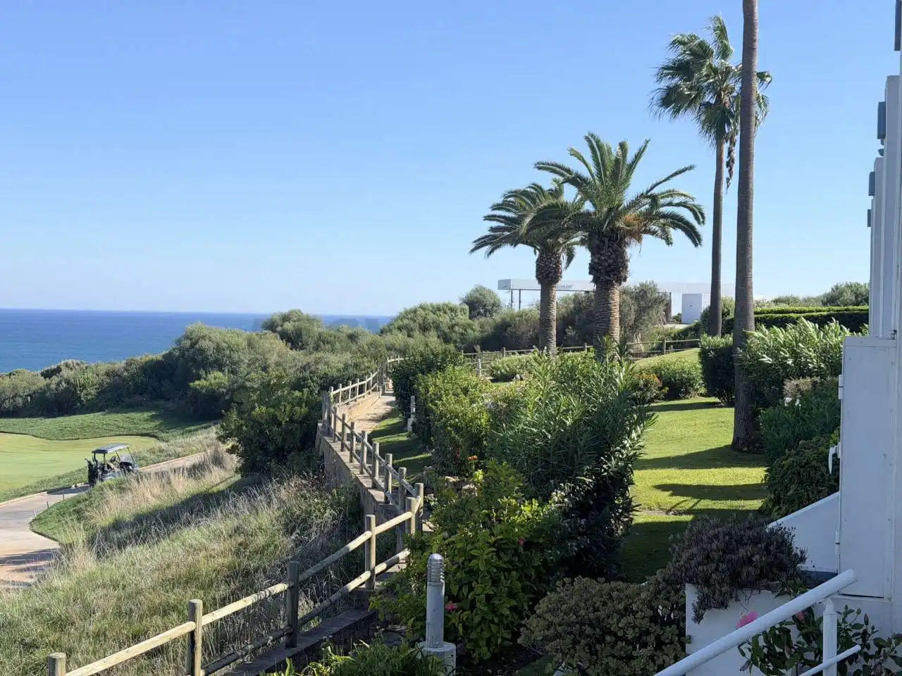 Garden of Detached homes for rent in La Alcaidesa  with Air Conditioner, Terrace and Furnished