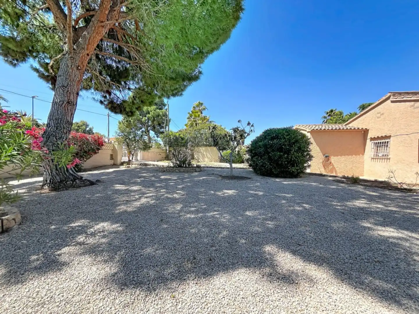 Vista exterior de Casa o chalet en venta en L'Alfàs del Pi con Jardín privado, Terraza y Trastero