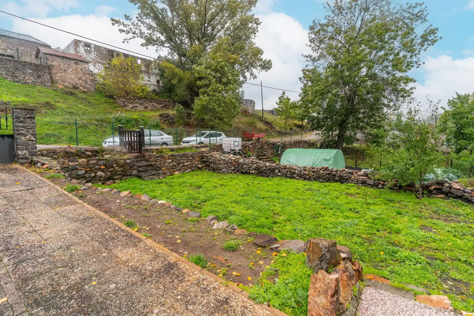 Casa o chalet en venta en Cabrillanes con Calefacción, Jardín privado y Terraza