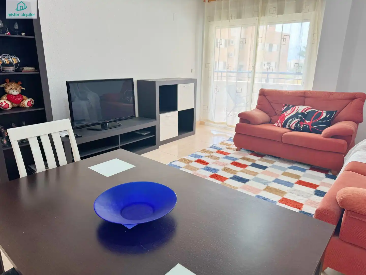 Sala de estar de Apartamento de alquiler en El Campello con Aire acondicionado, Jardín privado y Terraza