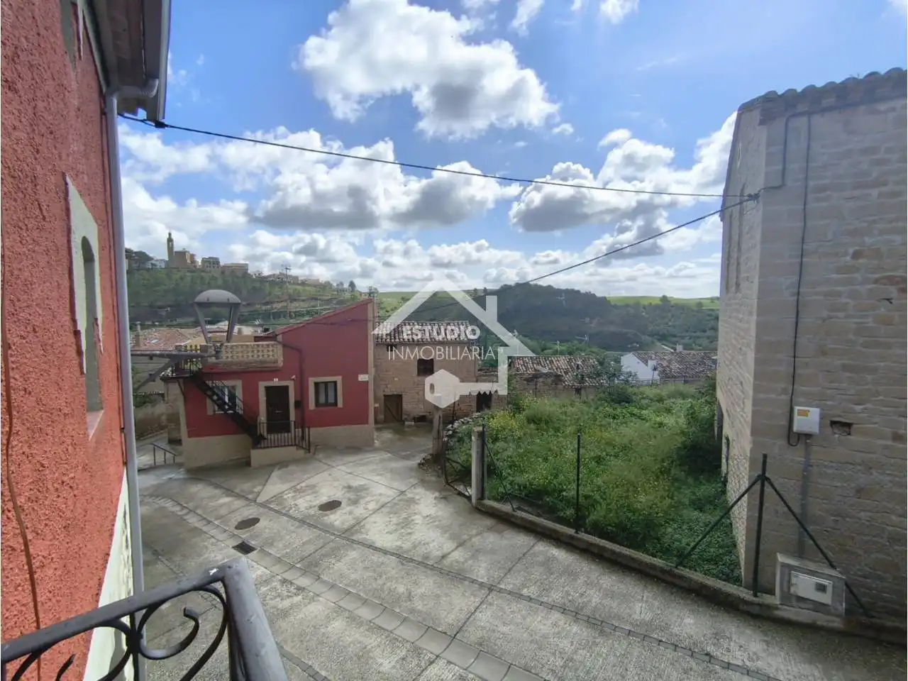 Vista exterior de Casa o chalet en venta en Torres del Río con Calefacción y Amueblado