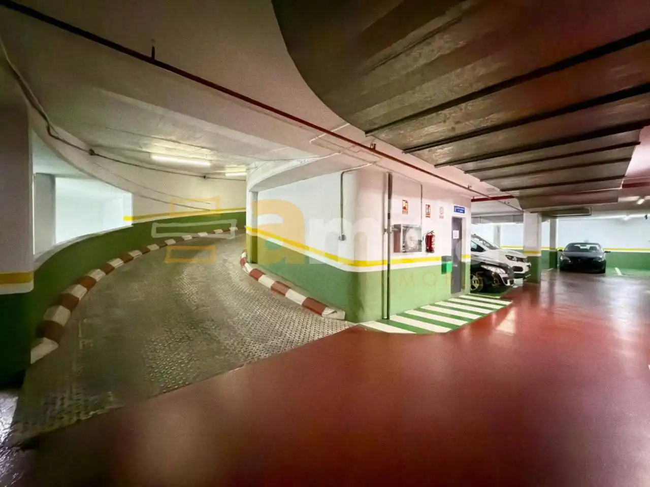 Einzelparkplatz mit Aufzug zur Miete in Centre - Sant Oleguer, imagen 13