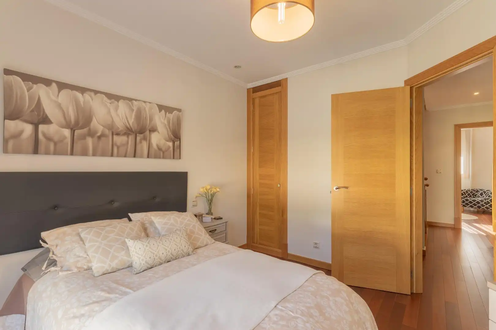 Habitación de Casa adosada en venta en Moaña con Calefacción, Terraza y Amueblado
