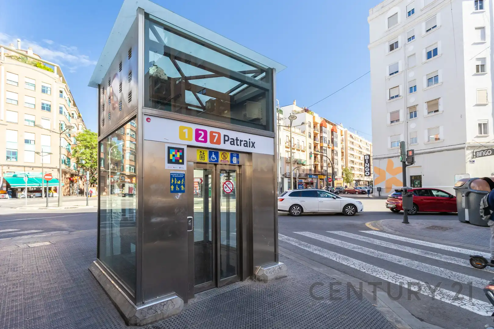Außenansicht von Büro zum Verkauf in Valencia mit Abstellraum