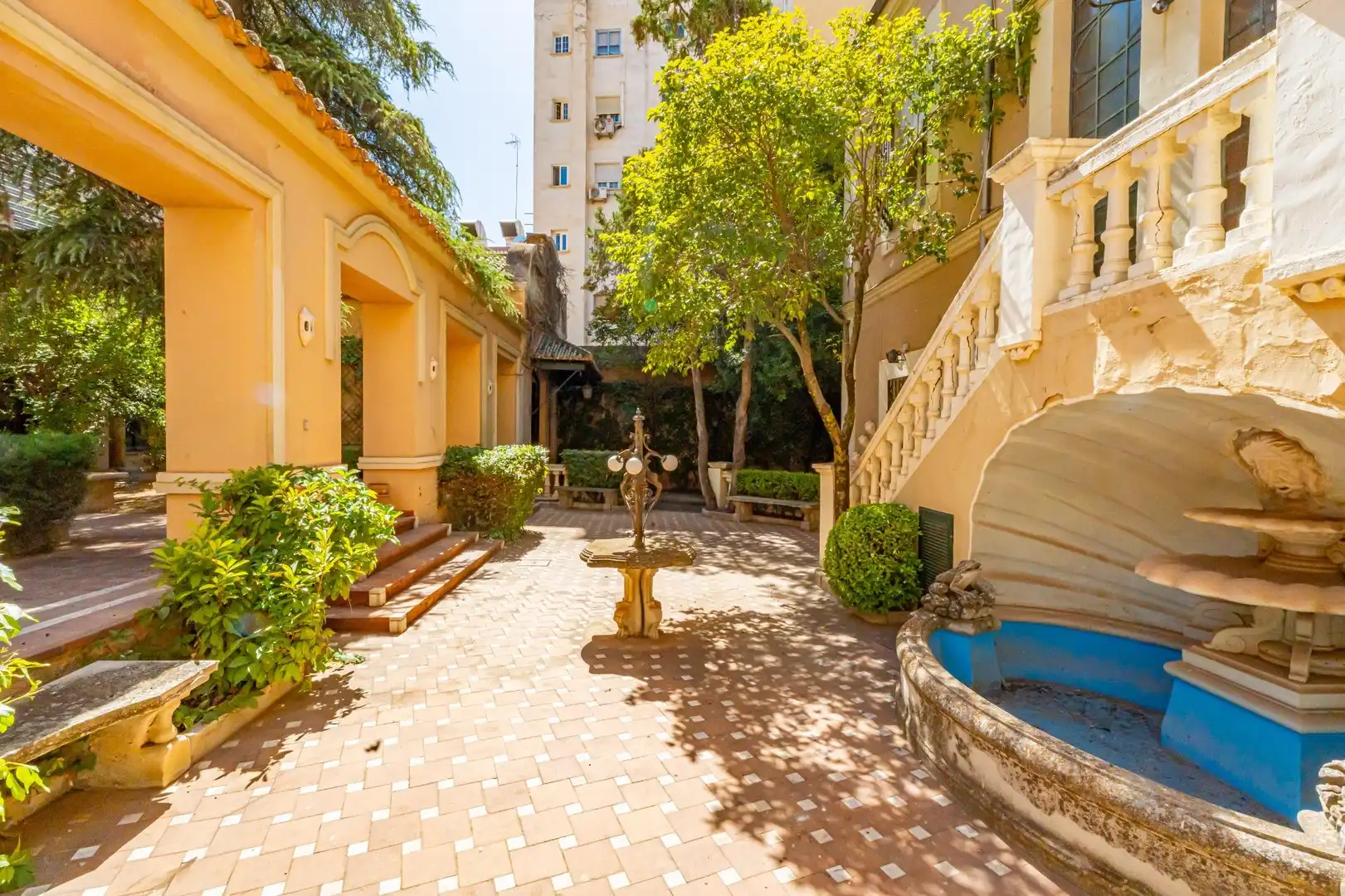 Terrassa de Casa o xalet en venda en Valdepeñas amb Calefacció i Piscina comunitària