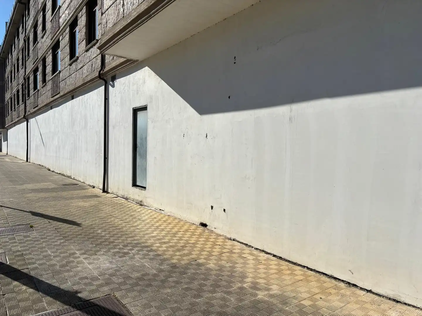 Gewerbefläche zum Verkauf in Avenida Federico García Expósito