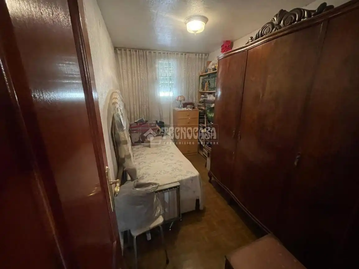 Schlafzimmer von Wohnung zum Verkauf in Madrid