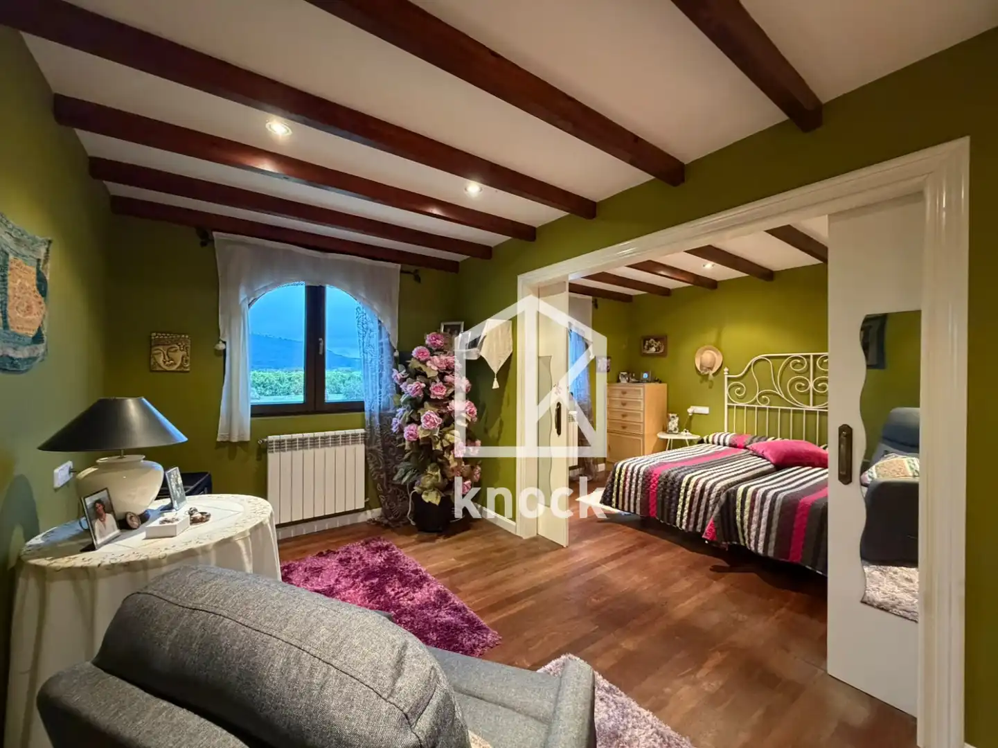 Dormitori de Casa o xalet en venda en Villaviciosa amb Calefacció, Jardí privat i Parquet