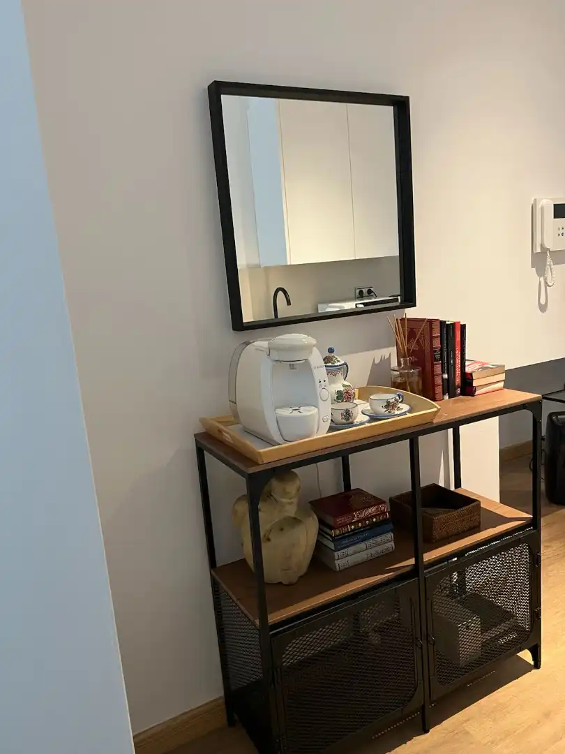 Habitación de Apartamento en venta en Vigo  con Calefacción, Amueblado y Horno