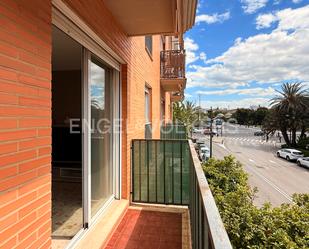 Vista exterior de Apartament de lloguer en  Valencia Capital amb Aire condicionat, Calefacció i Terrassa
