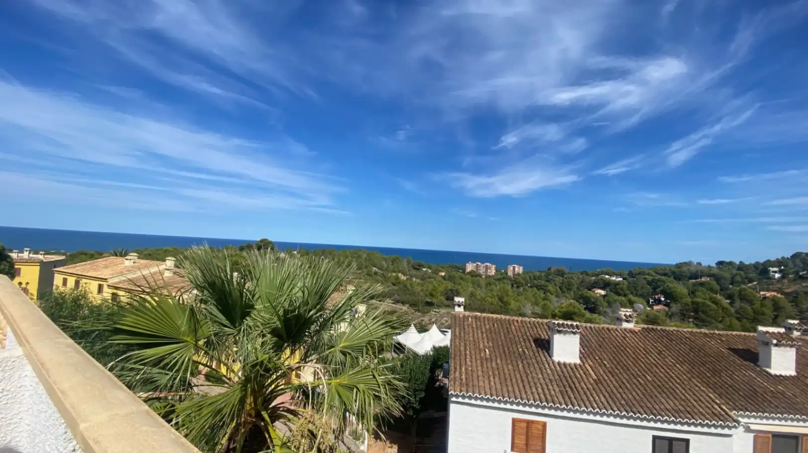 Detached homes for sale in El Montgó