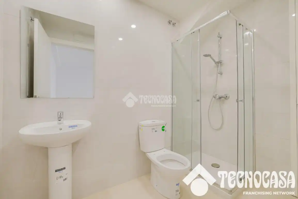 Casa bifamiliare in vendita a Sant Andreu, imagen 9