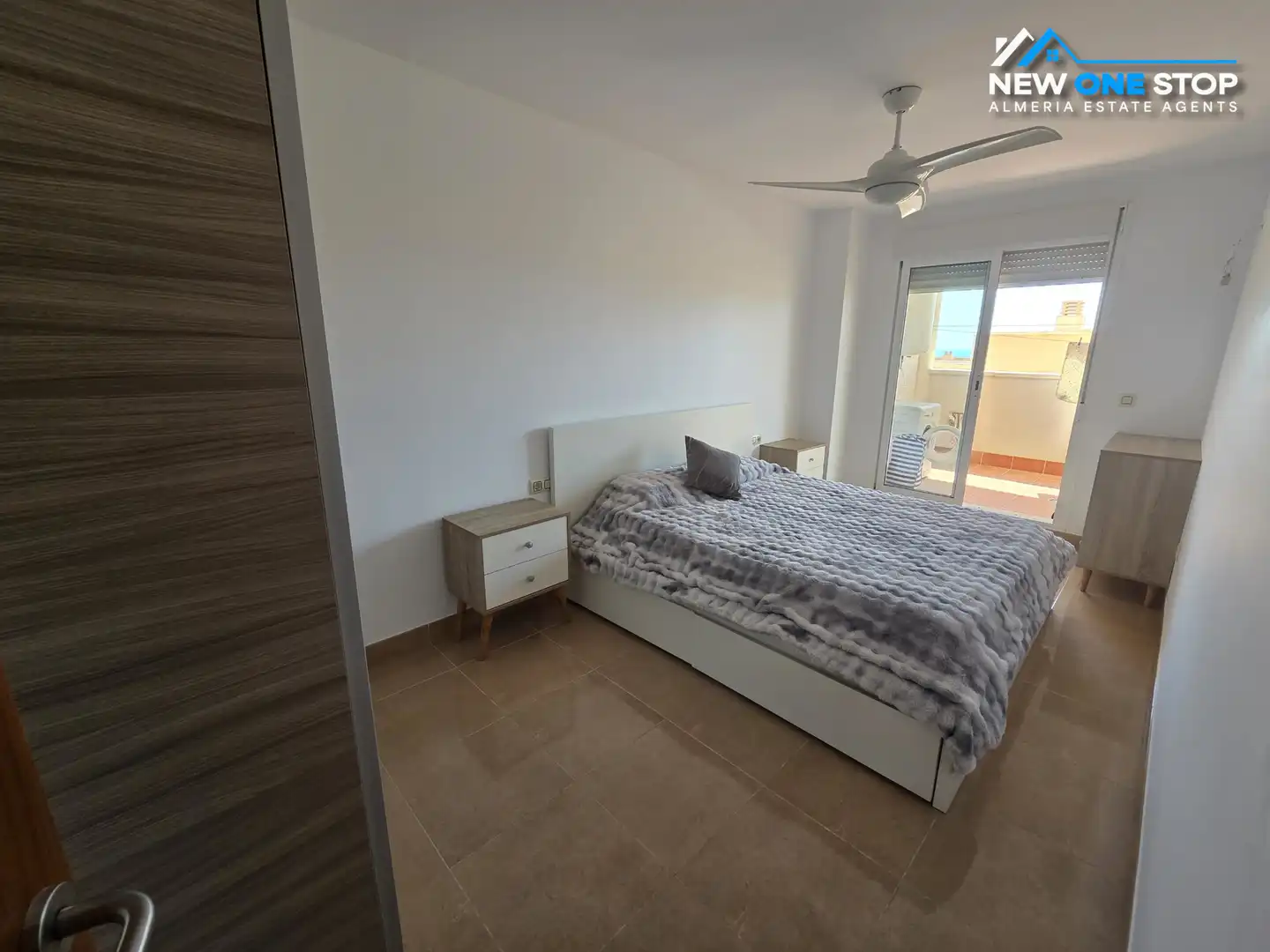 Habitación de Dúplex en venta en Carboneras con Terraza, Horno y Lavadora