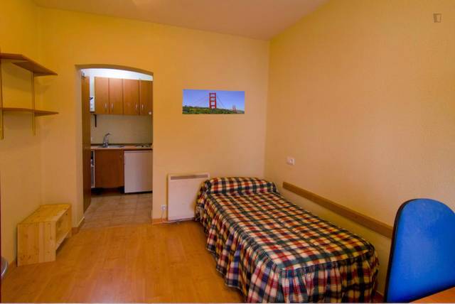 Estudio en Alquiler en Universidad - Tenerías