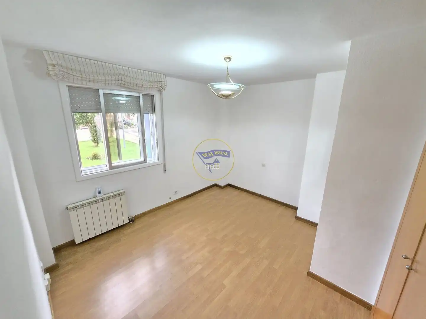 Sala de estar de Piso en venta en Vigo  con Calefacción