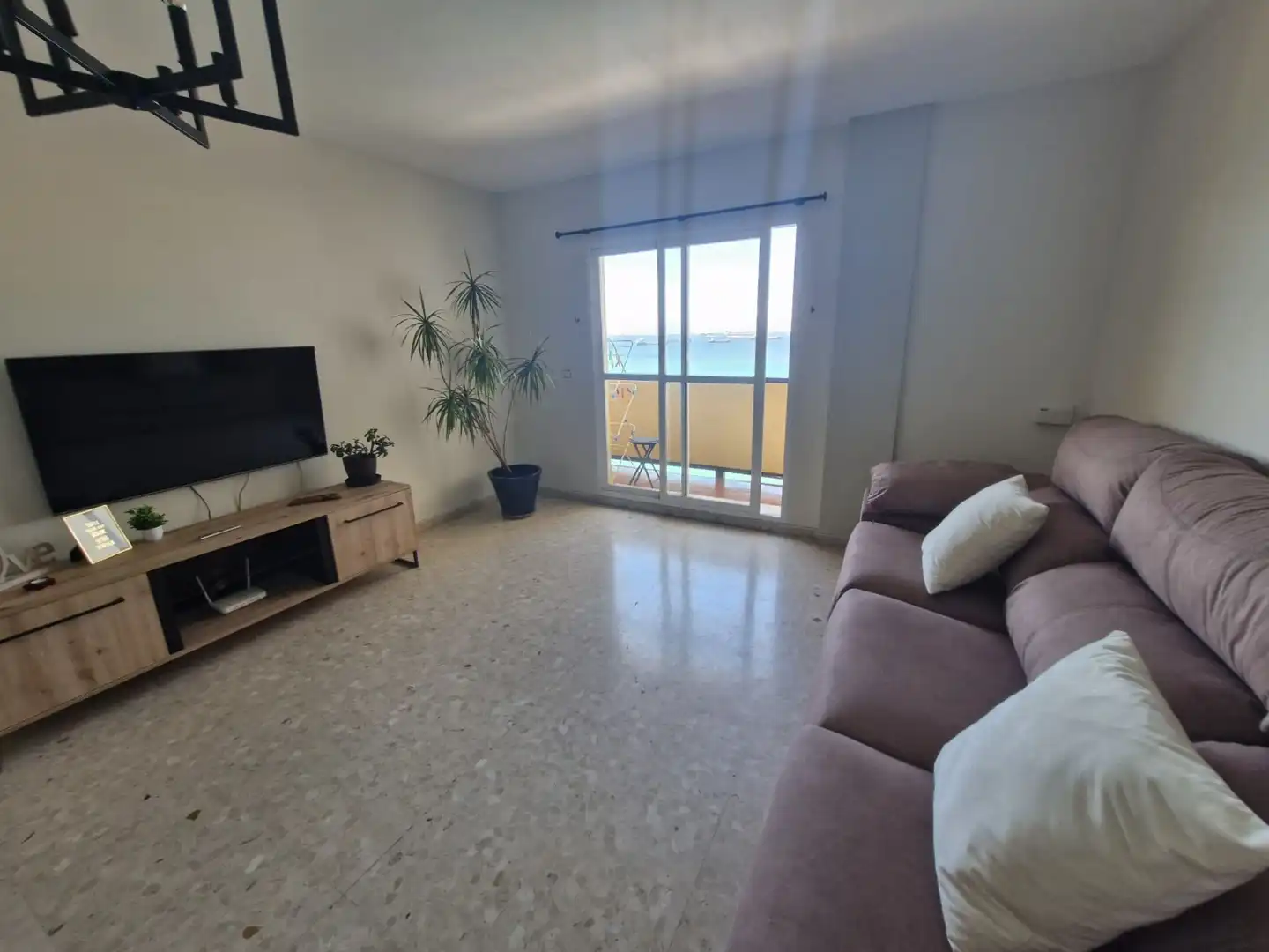 Sala d'estar de Pis en venda en La Línea de la Concepción