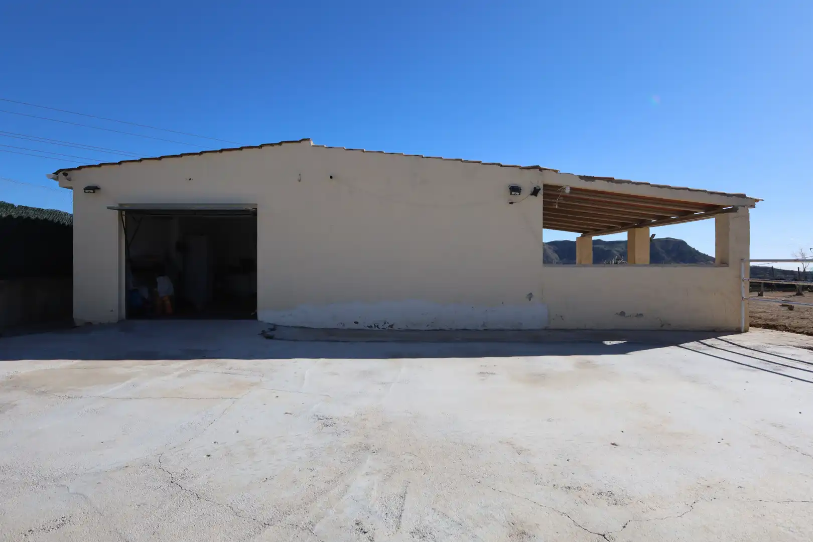 Vista exterior de Casa o xalet en venda en Jijona / Xixona amb Aire condicionat, Calefacció i Jardí privat