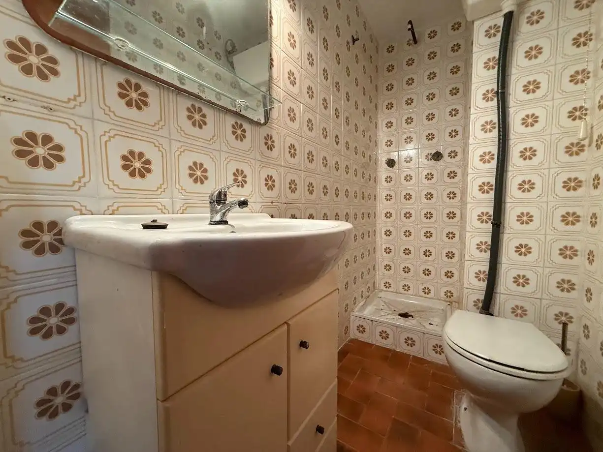 Bathroom of Flat for sale in Cardenal Benlloch