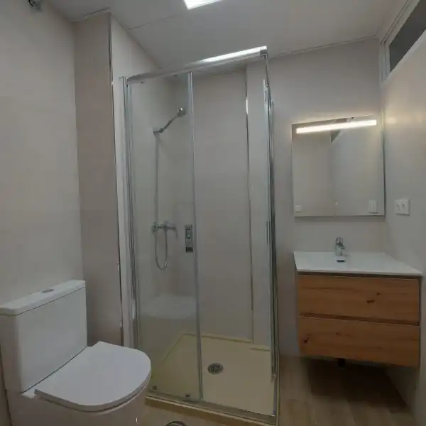 Baño de Estudio de alquiler en Playa de los Boliches
