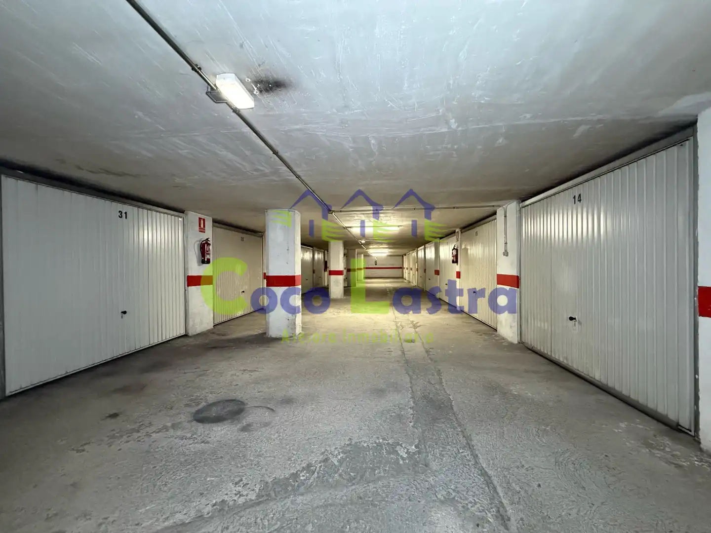 Parkplatz von Garage zum Verkauf in Salamanca