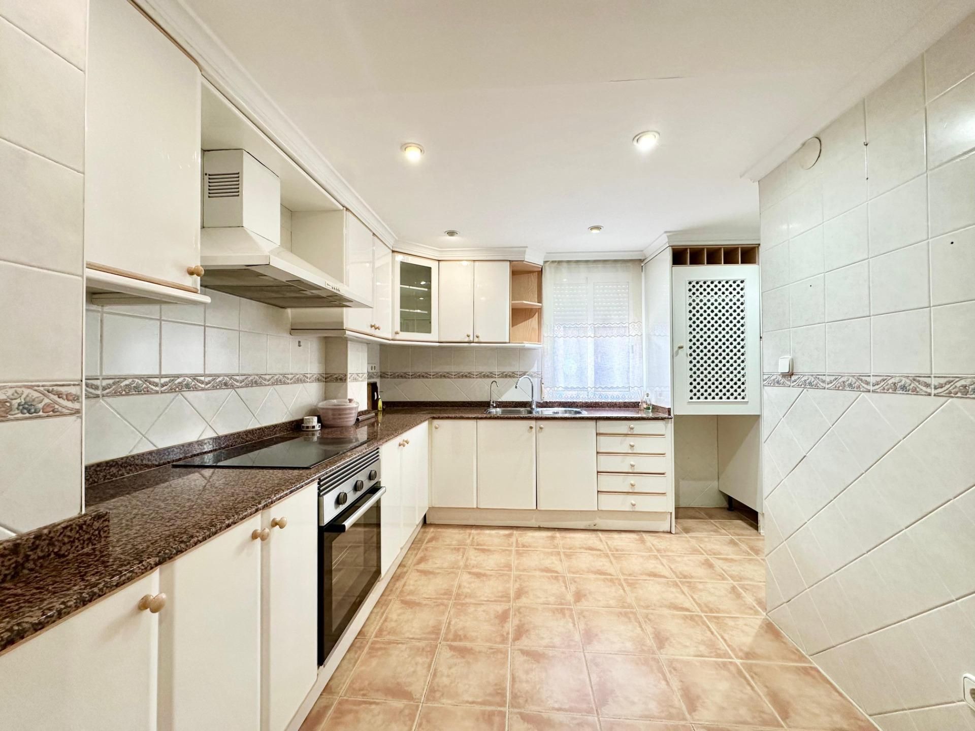 Kitchen of Flat for sale in L'Alcúdia de Crespins  with Heating and Storage room