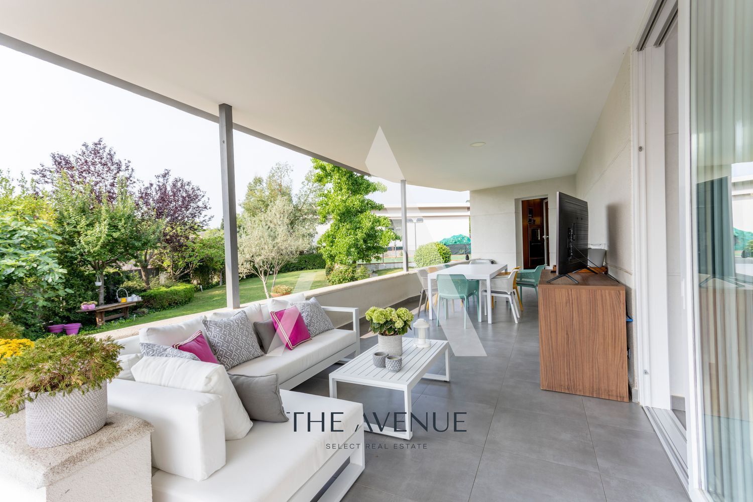 Terrassa de Casa o xalet en venda en Las Rozas de Madrid amb Calefacció, Jardí privat i Terrassa