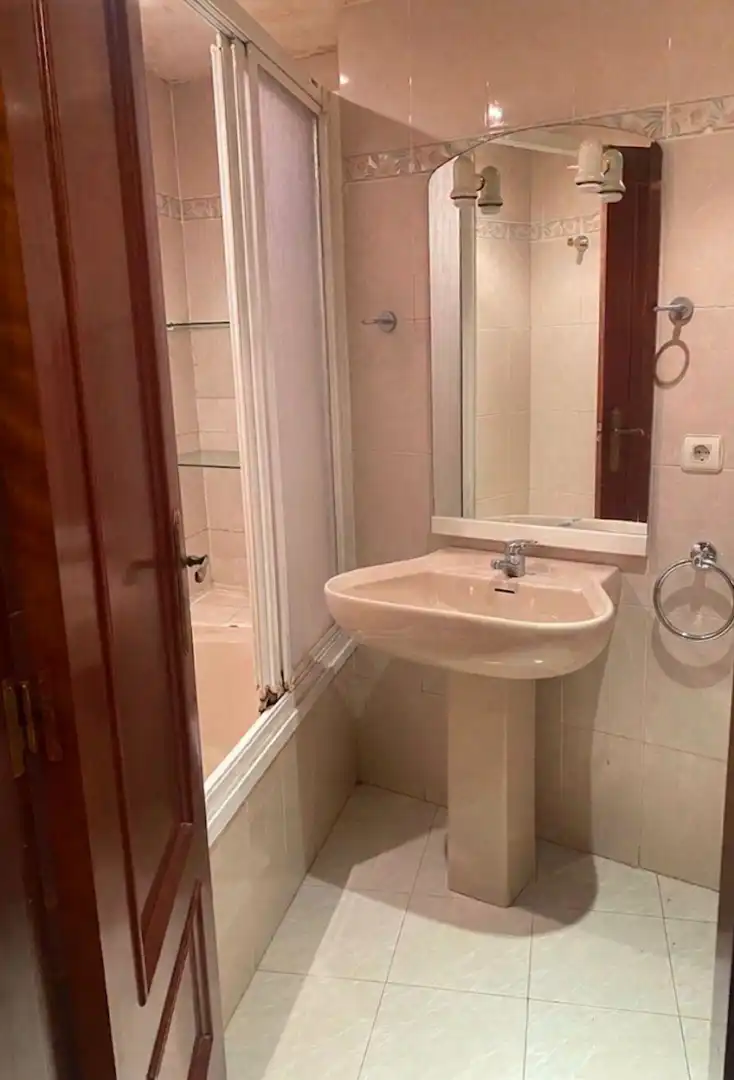 Badezimmer von Maisonette zum Verkauf in Xirivella mit Balkon