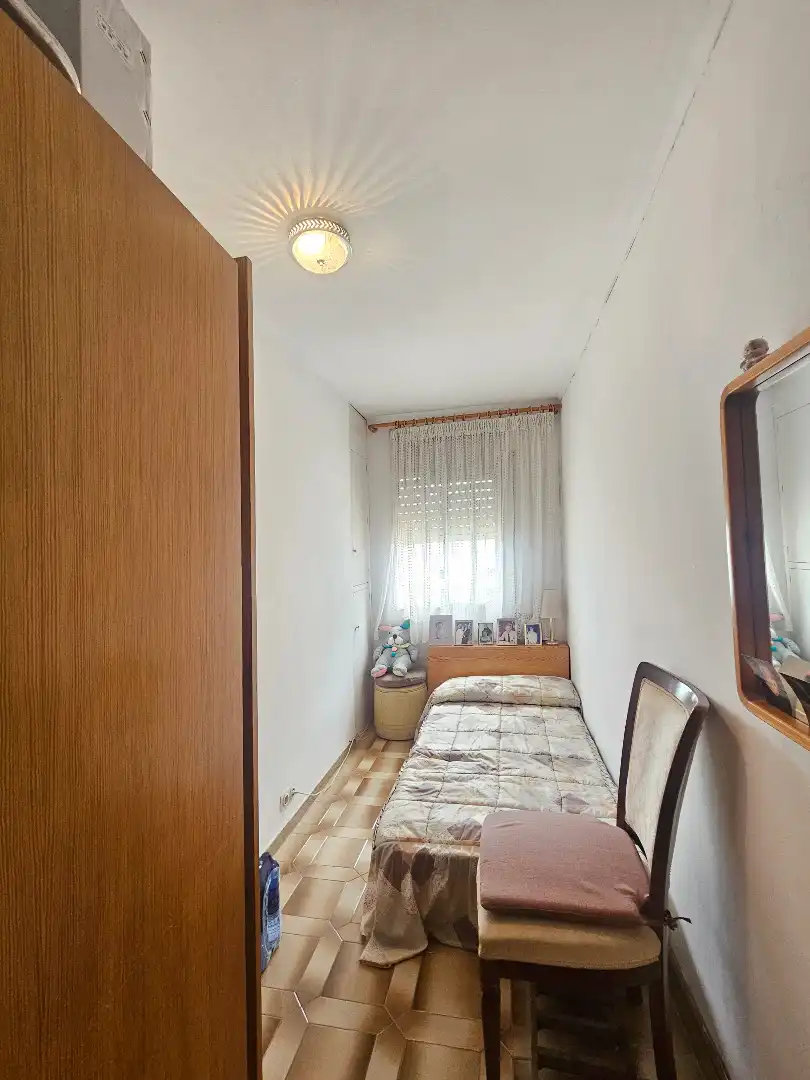 Bedroom of Flat for sale in Sabadell  with Heating, Oven and Balcony