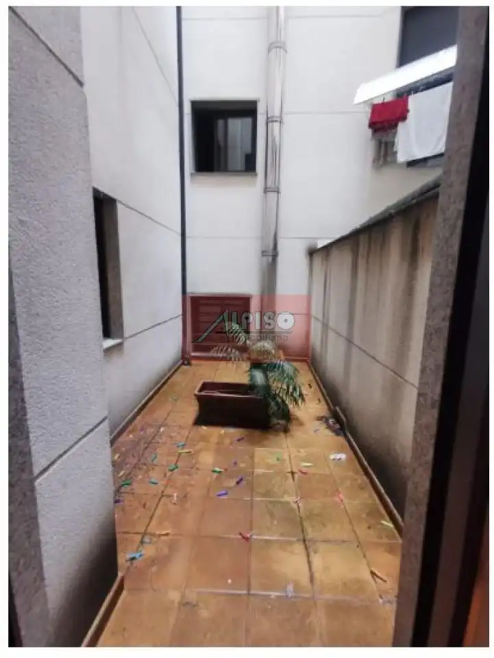 Terraza de Piso en venta en Ourense Capital  con Calefacción, Parquet y Amueblado