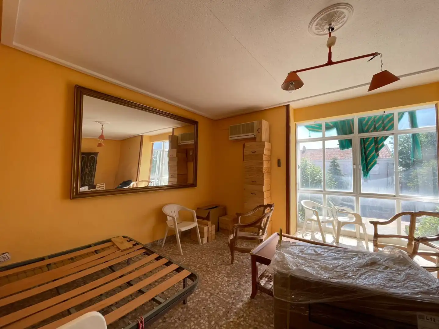 Piso en venta en Valdepeñas con Aire acondicionado y Balcón