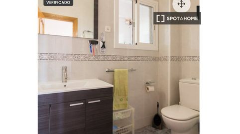 Foto 5 von Zimmer in Can Serra, L'Hospitalet de Llobregat