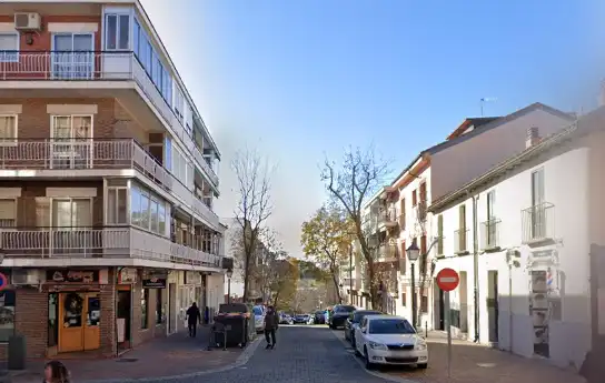 Local comercial en venda a Vicálvaro