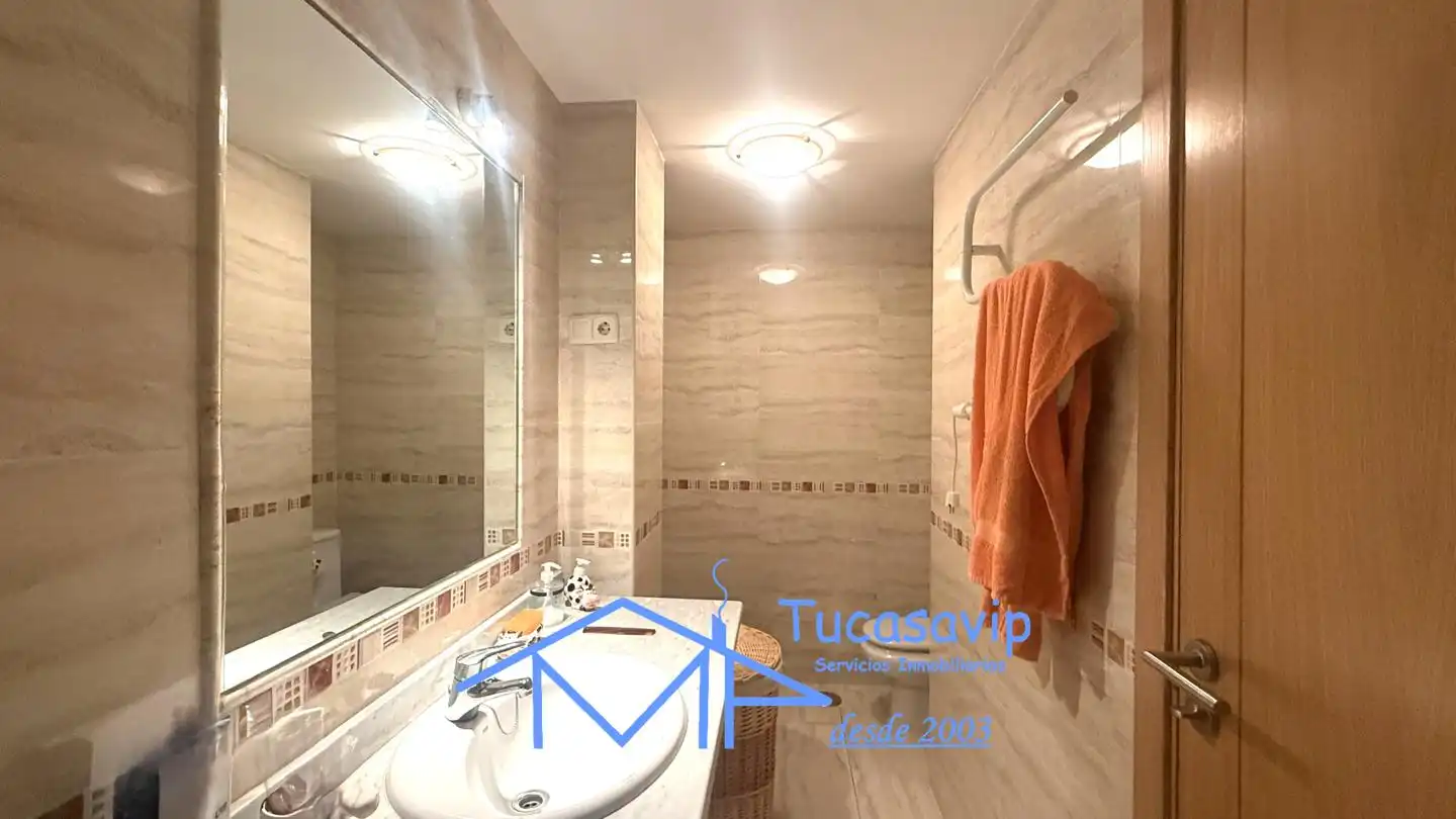 Baño de Dúplex en venta en El Hoyo de Pinares  con Calefacción y Amueblado