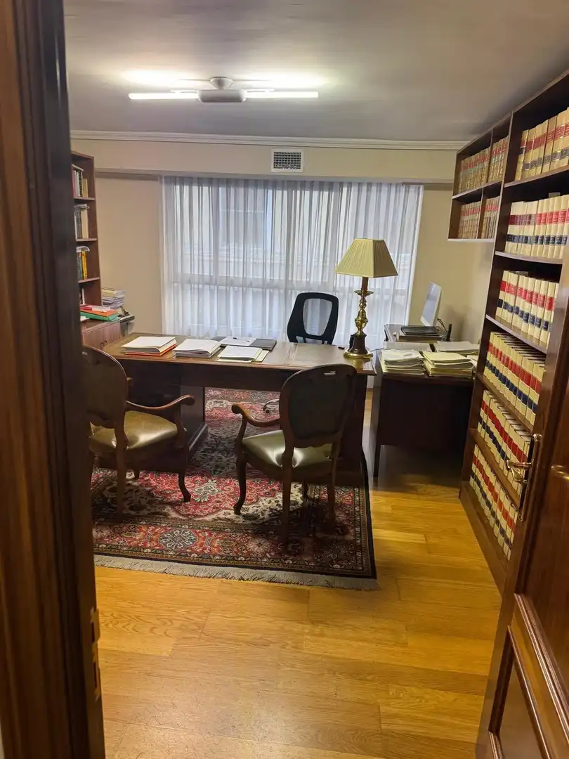 Office space with lift for sale in Calle de Menéndez Pelayo, imagen 4