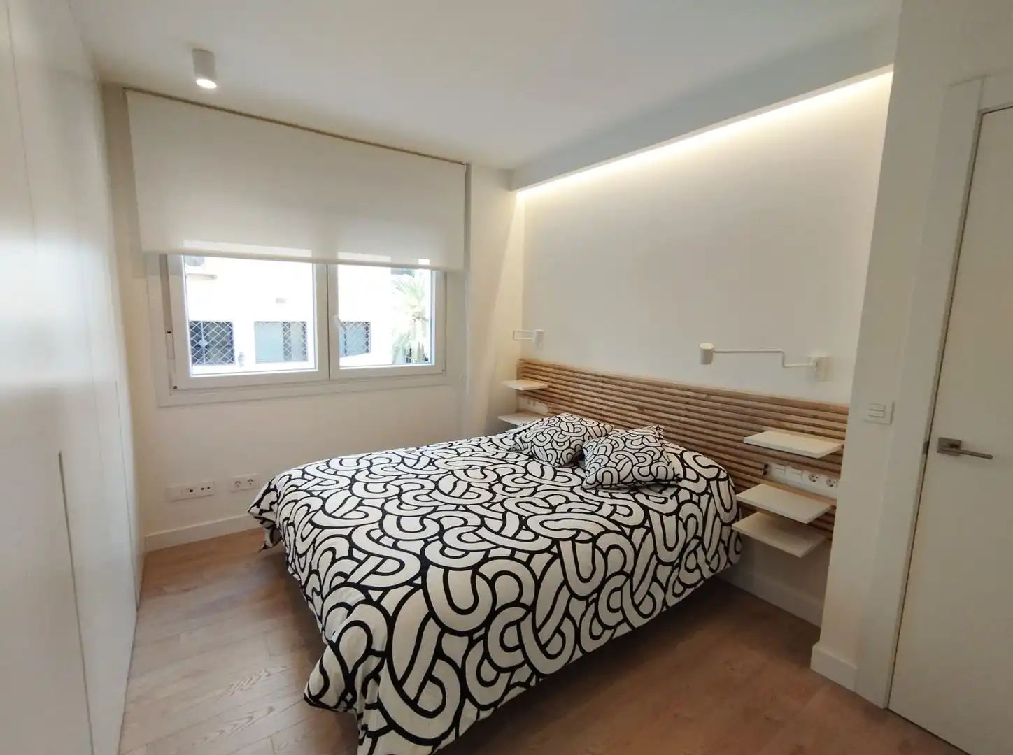Schlafzimmer von Wohnung zur Miete in Málaga mit Klimaanlage, Heizung und Terrasse