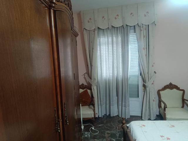 Piso en Venta en Huelma