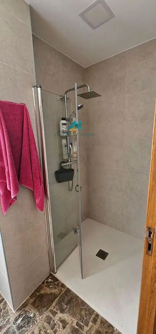 Baño de Casa adosada en venta en Murcia con Aire acondicionado, Calefacción y Terraza