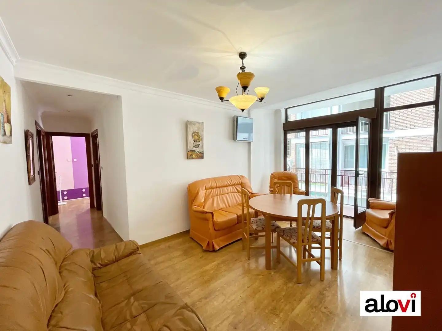 Wohnzimmer von Wohnung zur untervermieten in Granada mit Möbliert und Balkon
