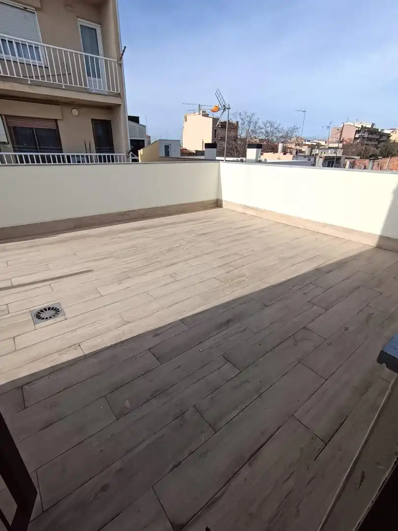 Terrasse von Wohnung zum Verkauf in Sabadell mit Klimaanlage, Terrasse und Abstellraum
