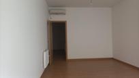 Flat for sale in Herencia  with Heating and Storage room