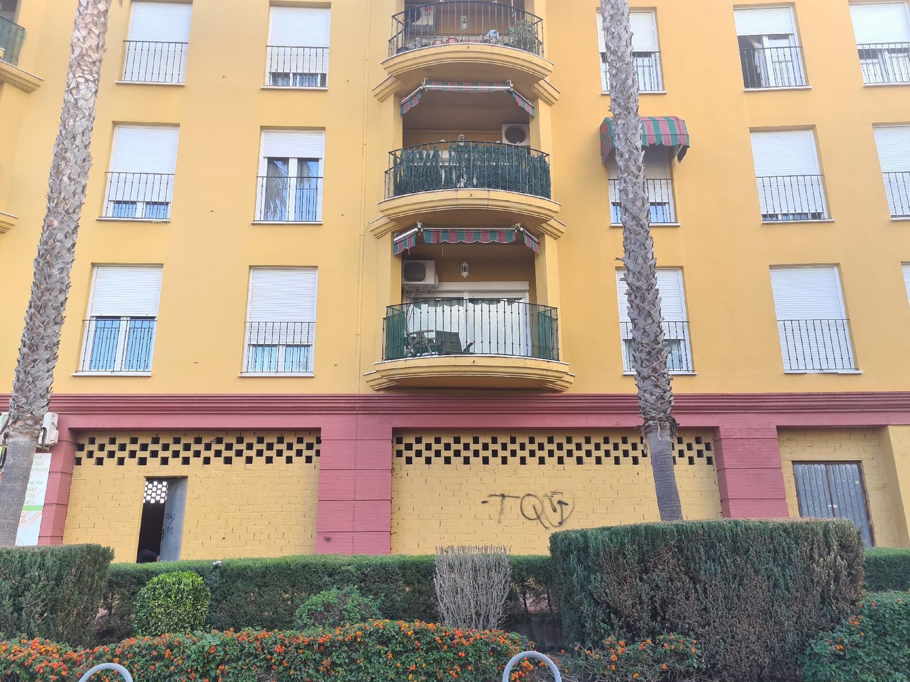 Vista exterior de Local en venda en Algeciras