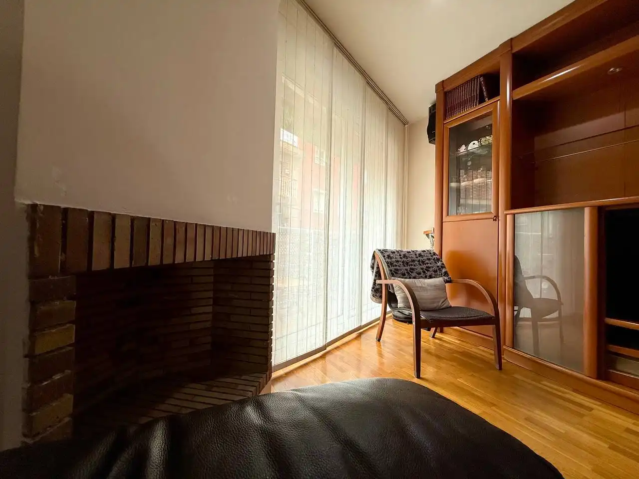 Sala de estar de Dúplex en venta en Barcelona con Aire acondicionado, Calefacción y Parquet