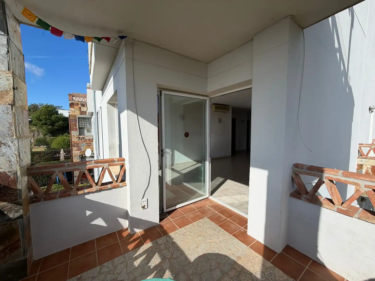 Balcony of Flat for sale in Fuengirola  with Air Conditioner, Terrace and Community pool