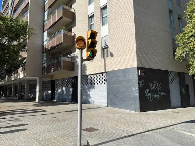 Local en venda a Avinguda d'Eduard Maristany, El Besós i el Maresme