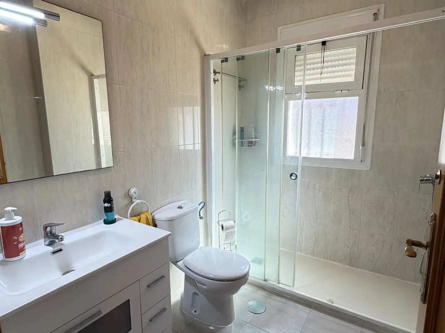 Baño de Casa o chalet en venta en Fuente de Piedra con Aire acondicionado, Calefacción y Terraza
