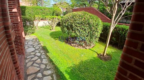 Foto 5 de Casa adosada en venta en Las Arenas, Getxo