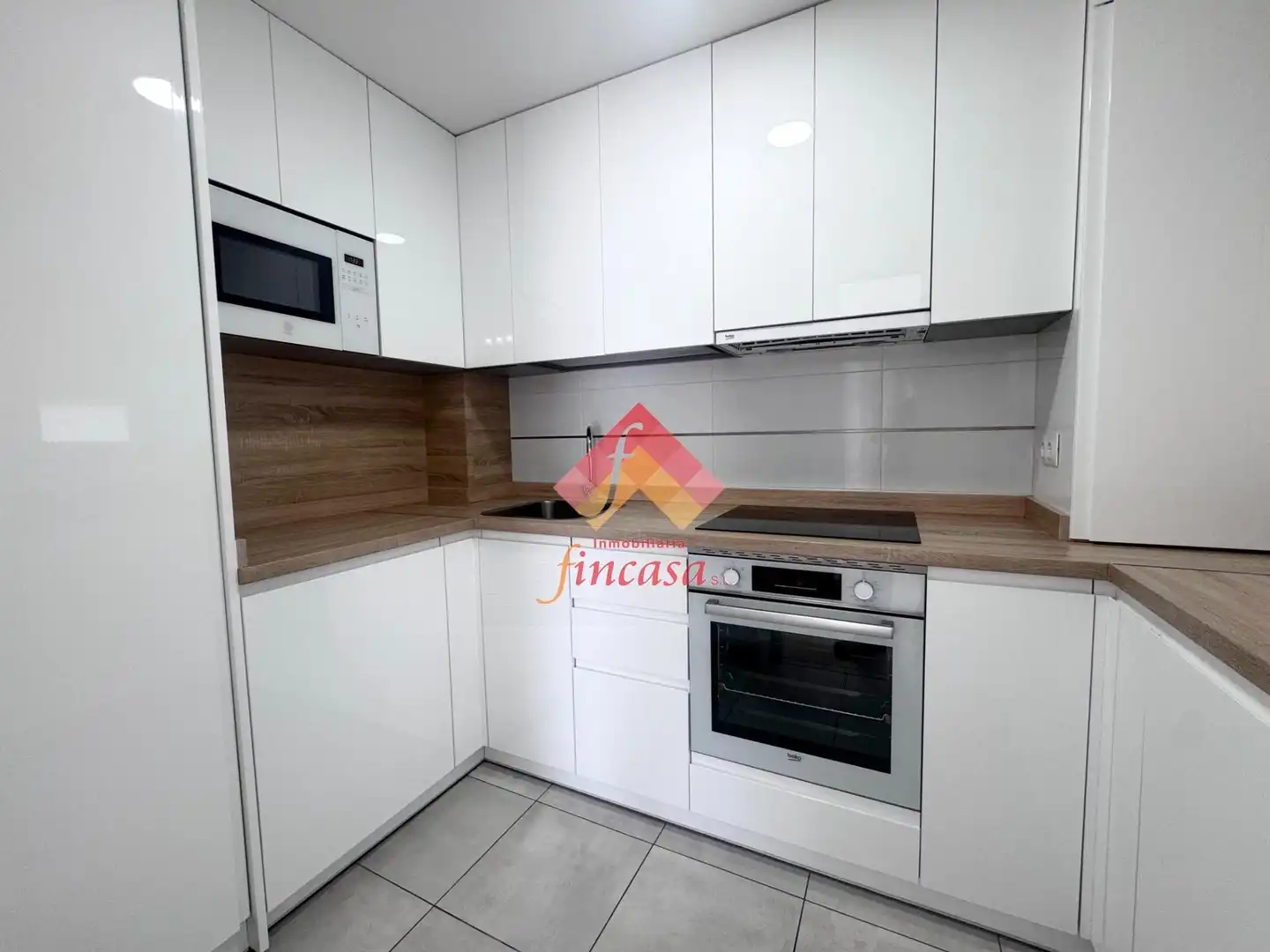 Flat for rent in Juzgados - La Feria