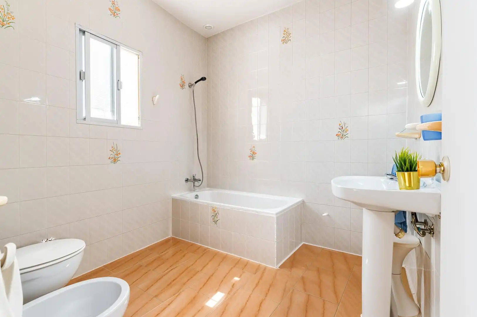 Baño de Casa o chalet en venta en Medina Sidonia con Terraza, Trastero y Balcón